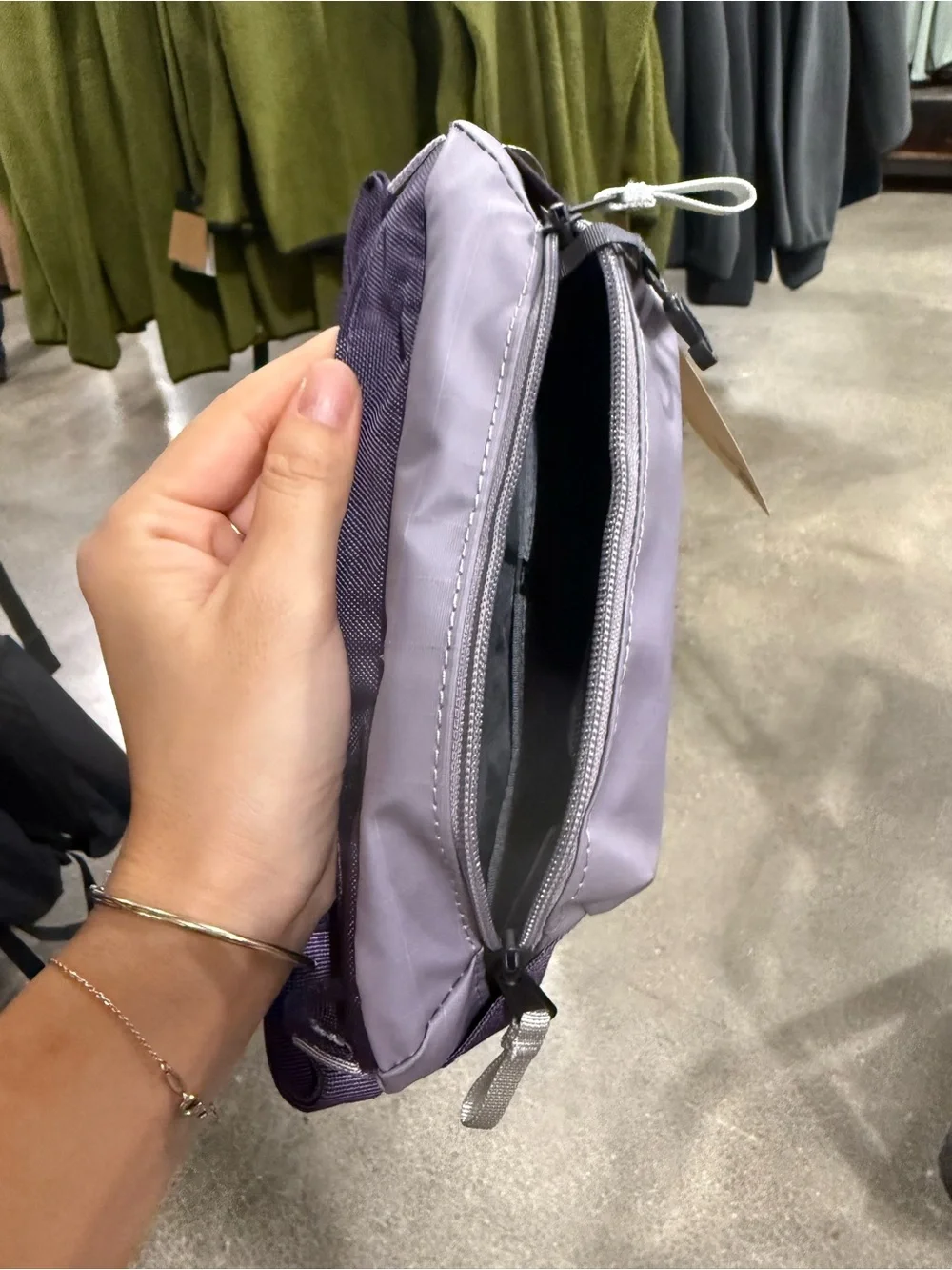 NWT！The North Face Base Camp Voyager Lumbar 2L Waist Pack Waterproof Unisex
